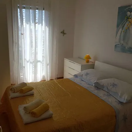 Flavia בית הארחה קרס